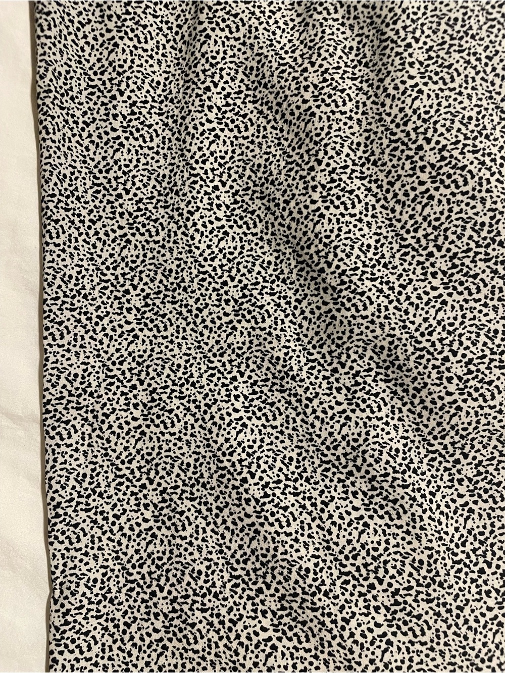 Black and white dot flowy pants - Picture 3 of 4